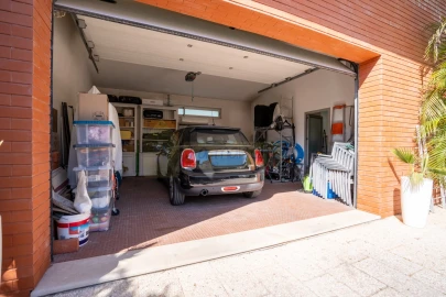 Moradia T4 para Venda em Montenegro