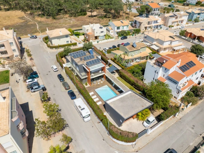 Moradia T4 para Venda em Montenegro Foto 72