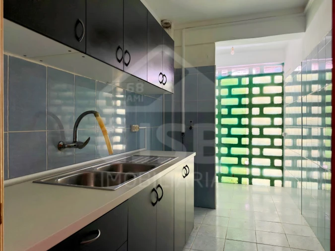 Apartamento T2 para Venda em Benavente Foto 6