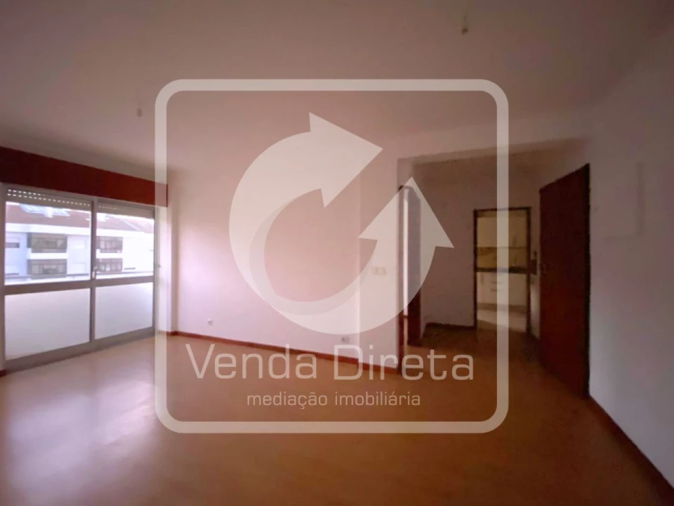 Apartamento T4 para Venda em Pinhal Novo Foto 2