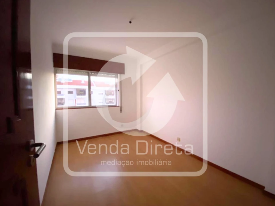 Apartamento T4 para Venda em Pinhal Novo Foto 7