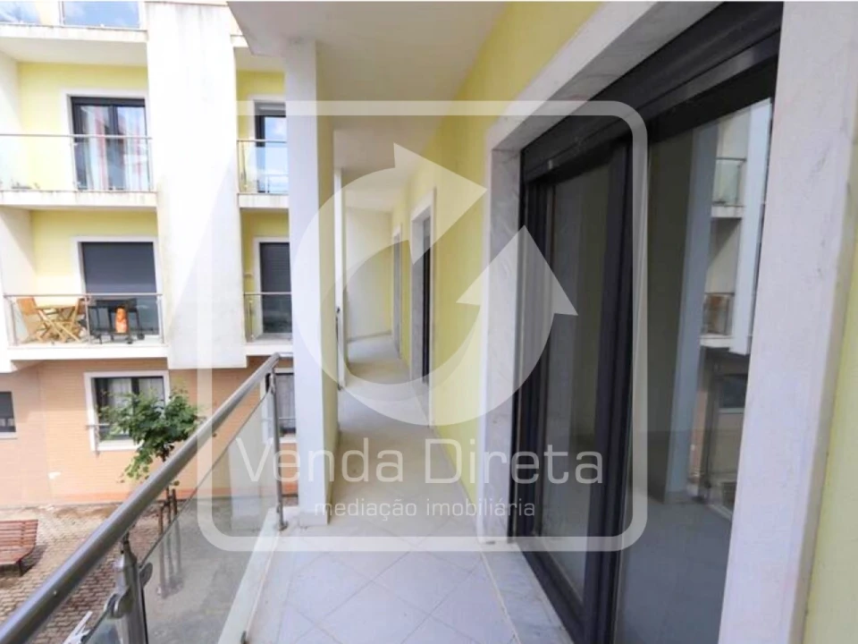 Apartamento T3 para Venda em Pinhal Novo Foto 1
