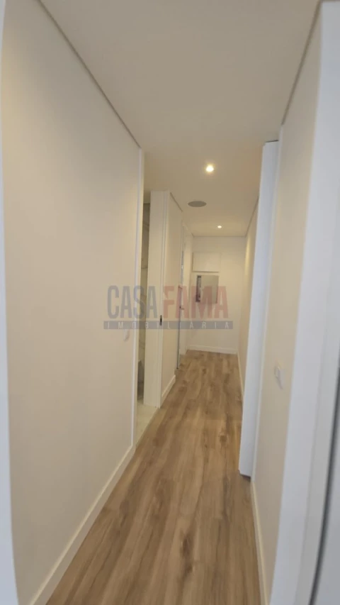 Apartamento T1 para Venda em Vila Nova de Famalicão e Calendário