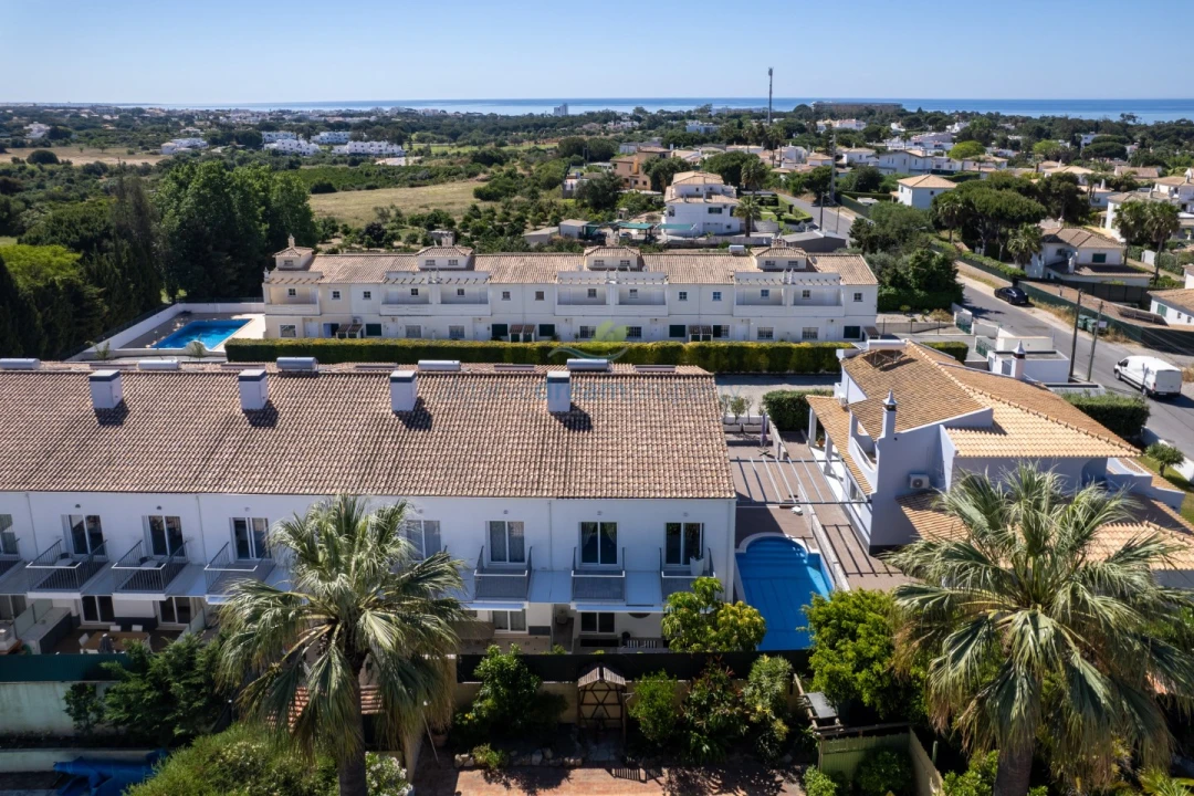 Moradia T3 para Venda em Albufeira e Olhos de Água Foto 5