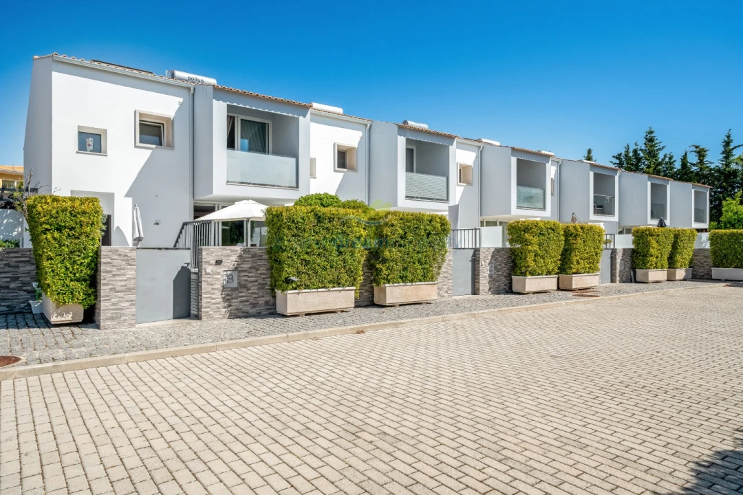 Moradia T3 para Venda em Albufeira e Olhos de Água Foto 21