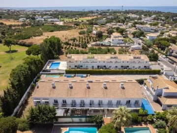 Moradia T3 para Venda em Albufeira e Olhos de Água