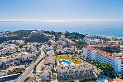 Moradia T1 para Venda em Albufeira e Olhos de Água