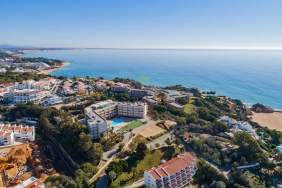 Moradia T1 para Venda em Albufeira e Olhos de Água