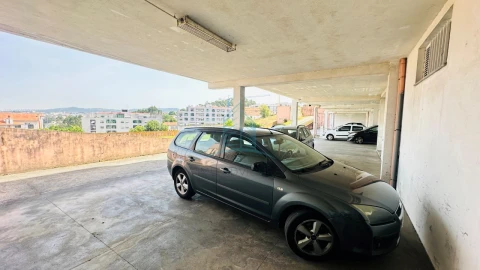 Apartamento T2 para Venda em Gondomar (São Cosme), Valbom e Jovim