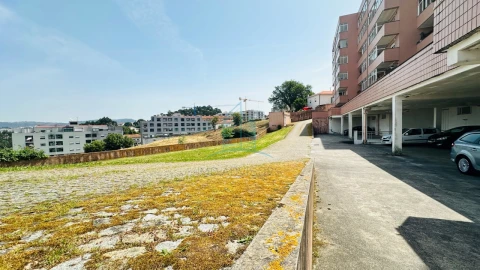 Apartamento T2 para Venda em Gondomar (São Cosme), Valbom e Jovim