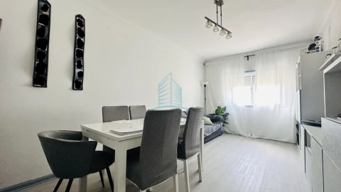 Apartamento T2 para Venda em Gondomar (São Cosme), Valbom e Jovim