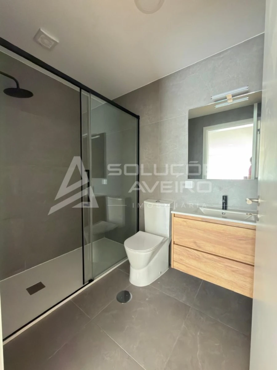 Apartamento T1 para Venda em Glória e Vera Cruz Foto 5