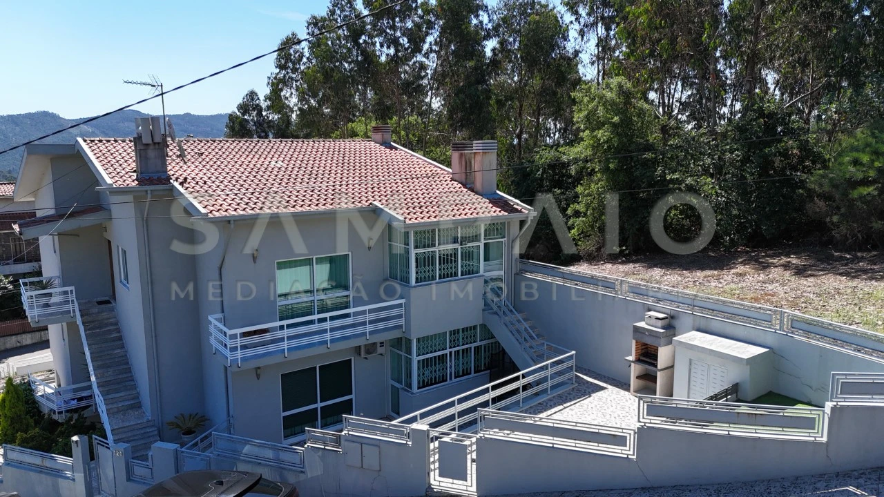 Moradia T3 para Venda em Fânzeres e São Pedro da Cova Foto 14