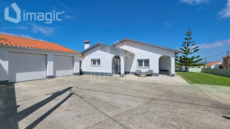 Moradia T4 para Venda em São Pedro da Cadeira Foto 2