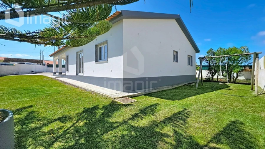 Moradia T4 para Venda em São Pedro da Cadeira Foto 4