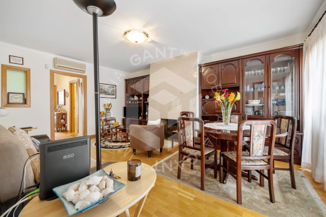 Apartamento T2 para Venda em Costa da Caparica Foto 3