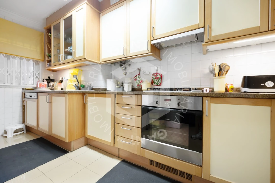 Apartamento T2 para Venda em Costa da Caparica Foto 5