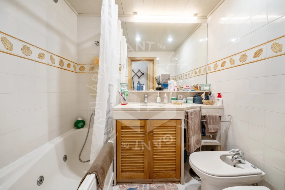 Apartamento T2 para Venda em Costa da Caparica Foto 10