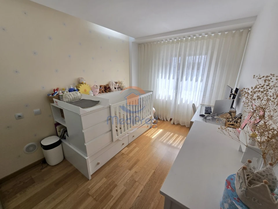 Apartamento T2 para Venda em Ramada e Caneças Foto 27