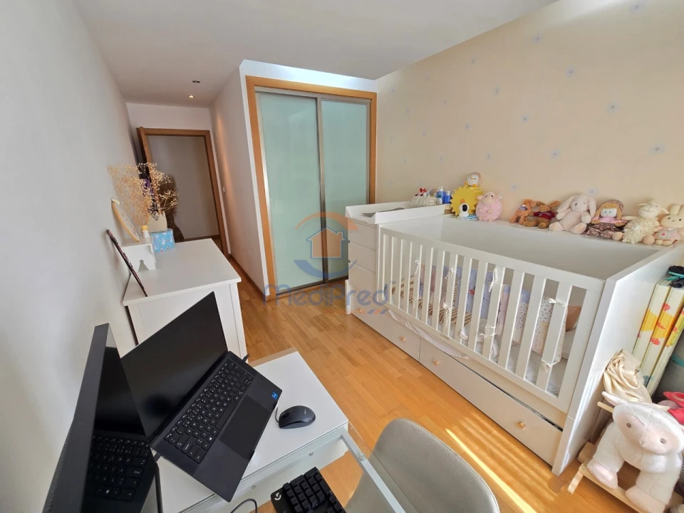 Apartamento T2 para Venda em Ramada e Caneças Foto 28