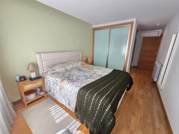 Apartamento T2 para Venda em Ramada e Caneças
