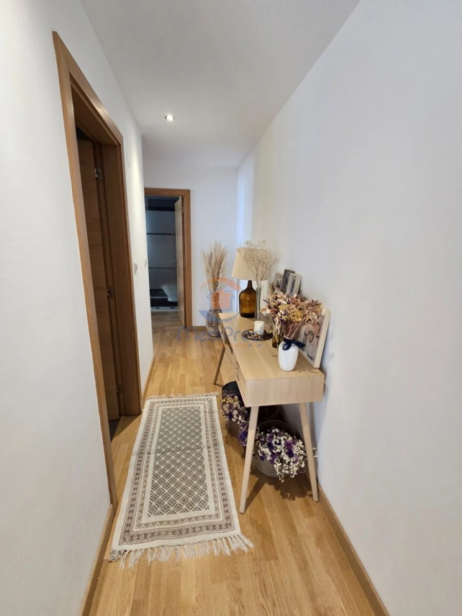 Apartamento T2 para Venda em Ramada e Caneças Foto 21