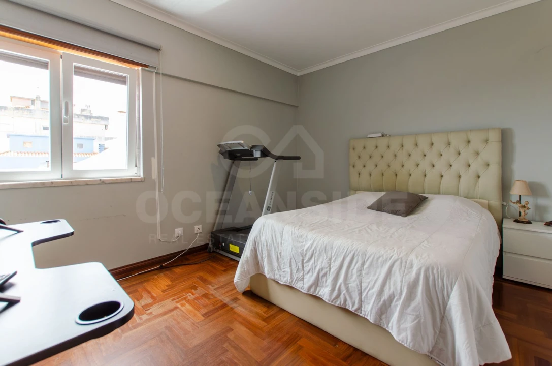 Apartamento T3 para Venda em Rio de Mouro Foto 14