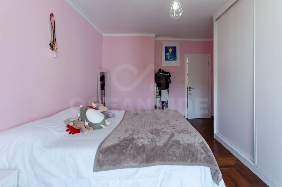 Apartamento T3 para Venda em Rio de Mouro Foto 27