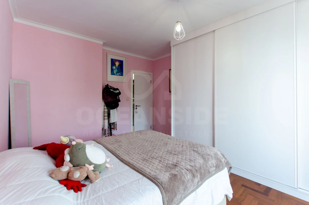 Apartamento T3 para Venda em Rio de Mouro Foto 28