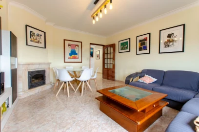 Apartamento T3 para Venda em Rio de Mouro