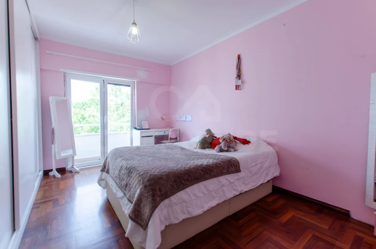 Apartamento T3 para Venda em Rio de Mouro Foto 25