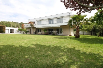 Moradia para Venda em Vila Nova de Anha
