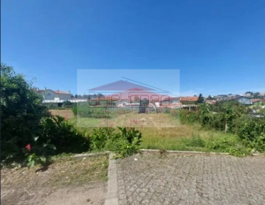 Terreno para Venda em Fiães Foto 2