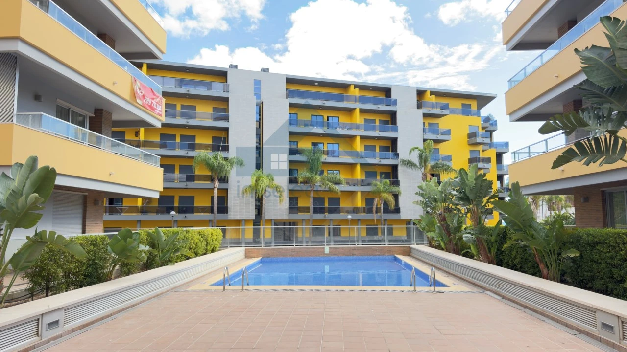 Apartamento T1 para Venda em Quarteira Foto 2