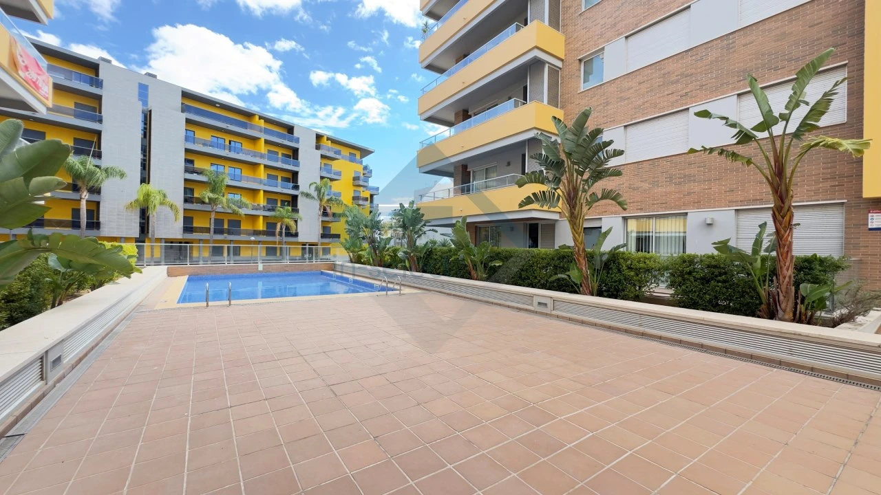 Apartamento T1 para Venda em Quarteira Foto 22
