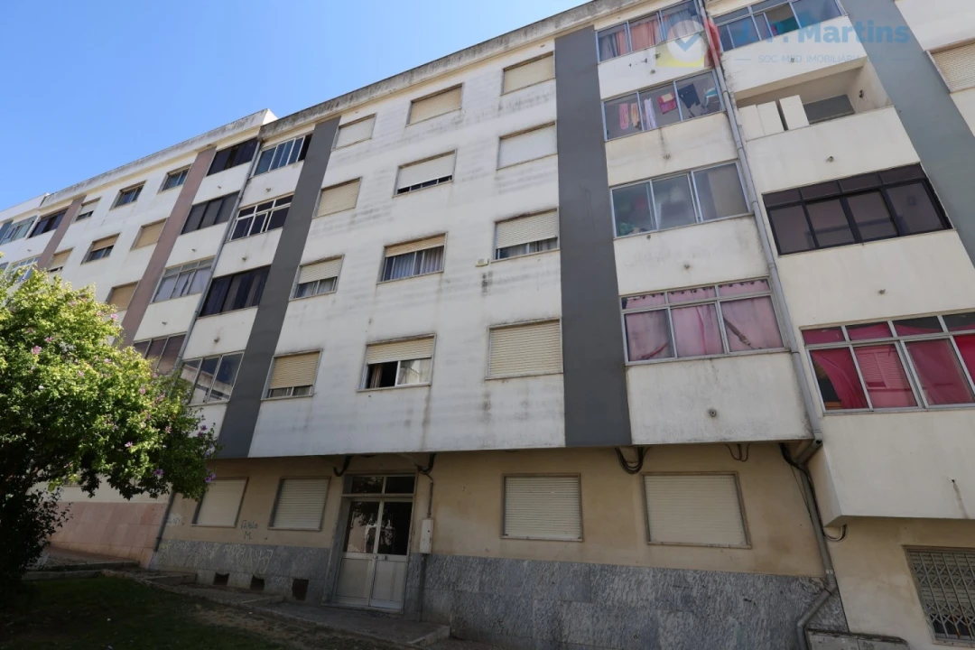 Apartamento T3 para Venda em Seixal, Arrentela e Aldeia de Paio Pires Foto 2