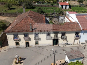 Quinta T6 para Venda em Guiães