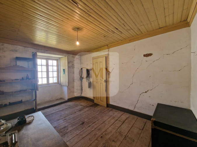 Quinta T6 para Venda em Guiães Foto 19