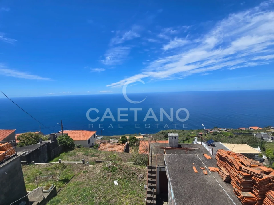 Moradia T4 para Venda em Arco da Calheta Foto 14
