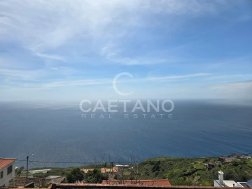 Moradia T4 para Venda em Arco da Calheta