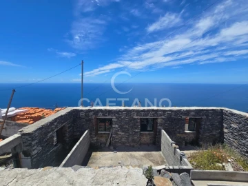 Moradia T4 para Venda em Arco da Calheta