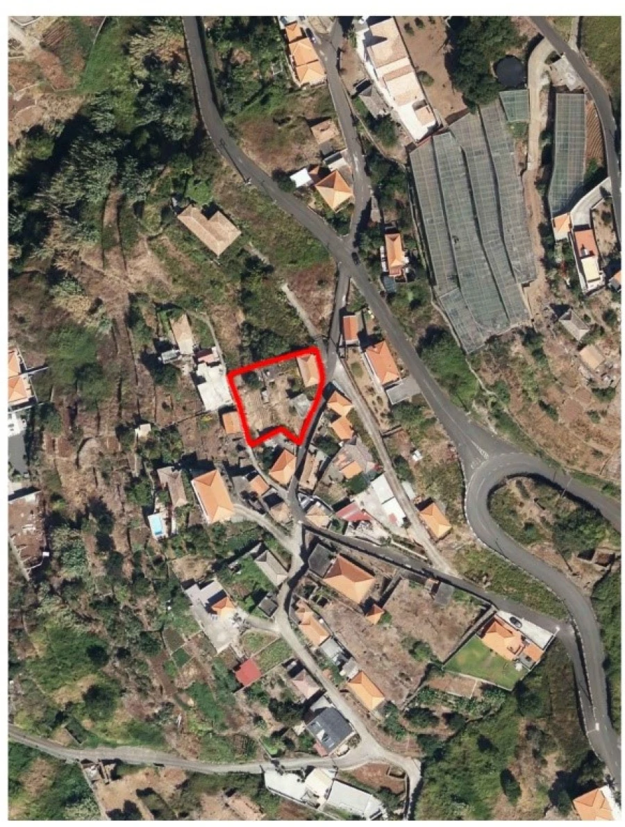 Moradia T4 para Venda em Arco da Calheta Planta 1