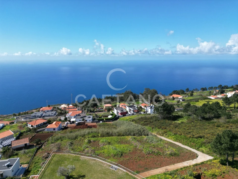 Terreno para Venda em Prazeres Foto 2