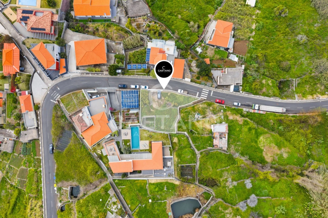 Terreno para Venda em Ribeira Brava Foto 9
