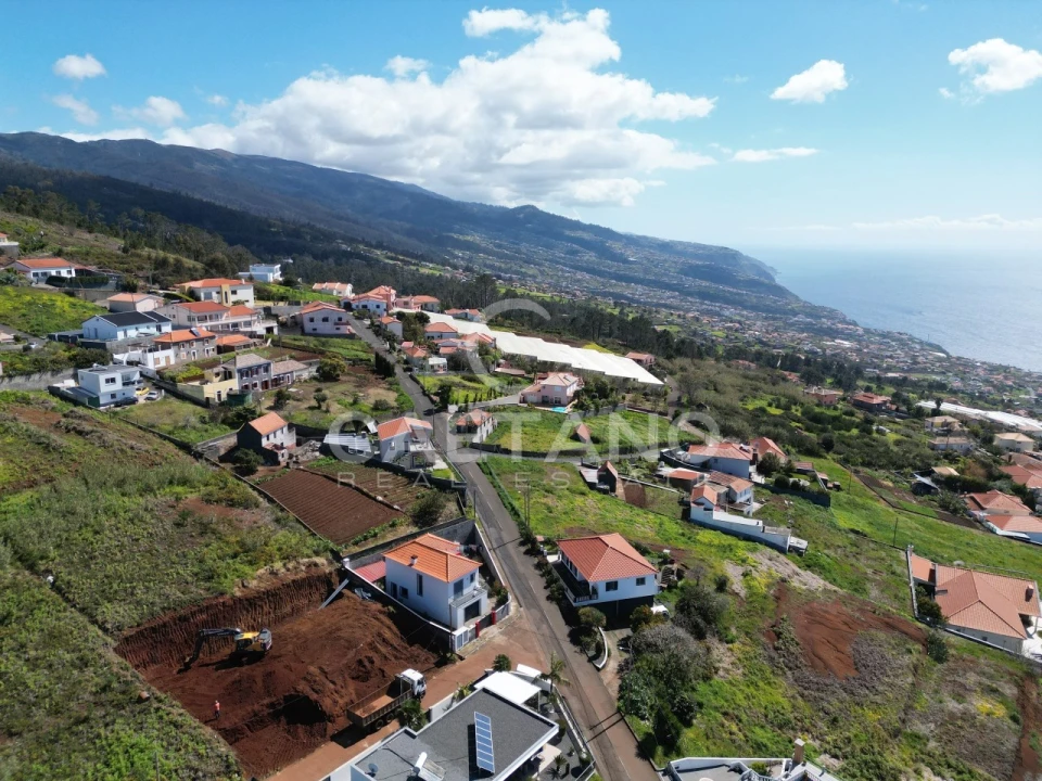 Moradia T3 para Venda em Prazeres Foto 24