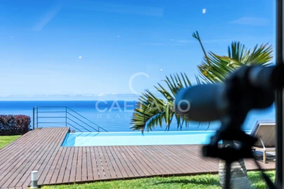 Moradia T4 para Venda em Arco da Calheta