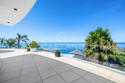 Moradia T4 para Venda em Arco da Calheta