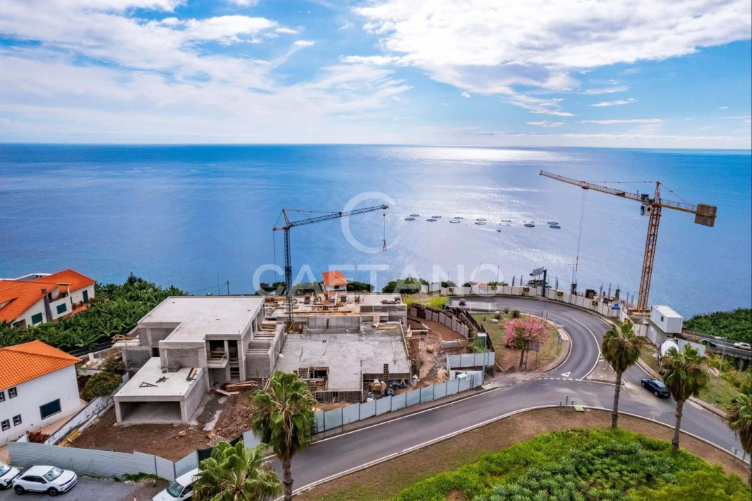 Moradia T4 para Venda em Arco da Calheta Foto 98