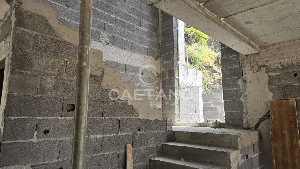 Moradia T2 para Venda em Calheta Foto 57