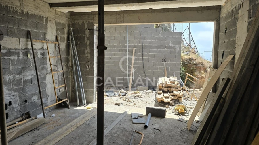 Moradia T2 para Venda em Calheta Foto 28